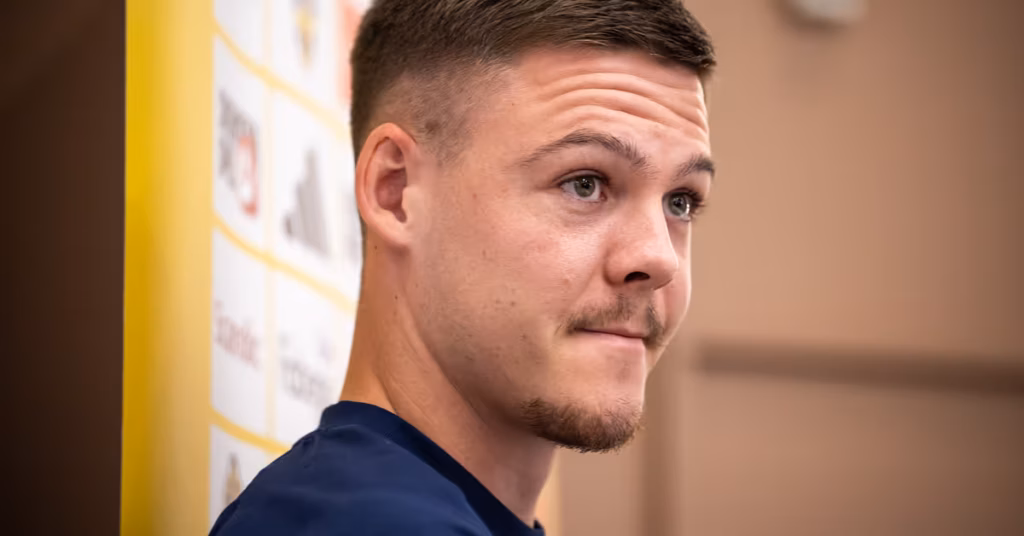 Fotboll: Beskedet: Emil Holm missar VM