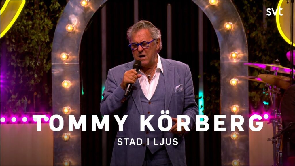Tommy Körberg – Stad i ljus | Allsång på Skansen 2022 | SVT