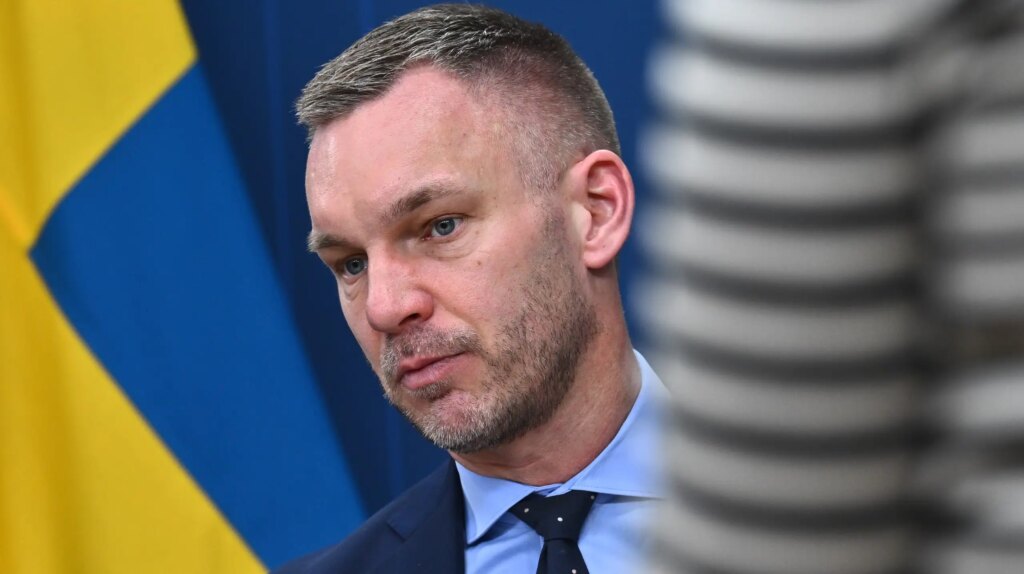 Erik Slottner (KD) fattade beslut om vindkraft – ägde aktier
