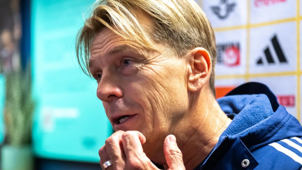 Tony Gustavssons svar om framtiden: ”Kommer blåsa nu” | Fotboll